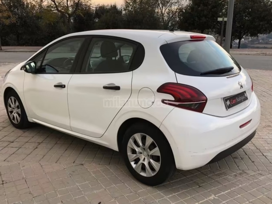 PEUGEOT 208 5P ACTIVE BLUEHDI