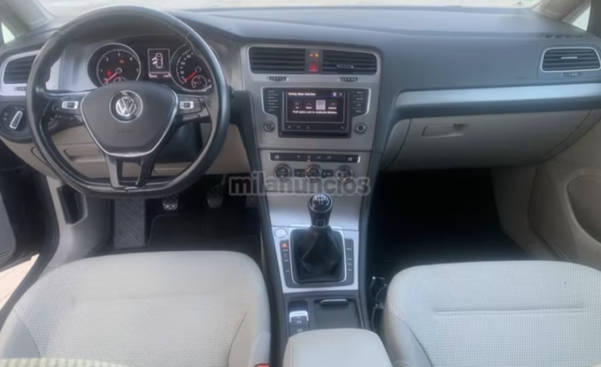 VOLKSWAGEN GOLF SPORT 1.6 TDI