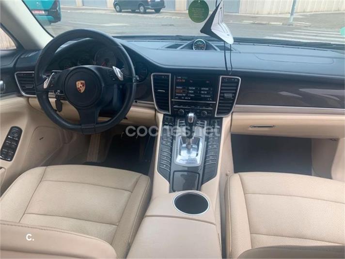 PORSCHE Panamera 4.8 S