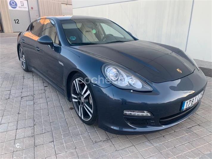 PORSCHE Panamera 4.8 S