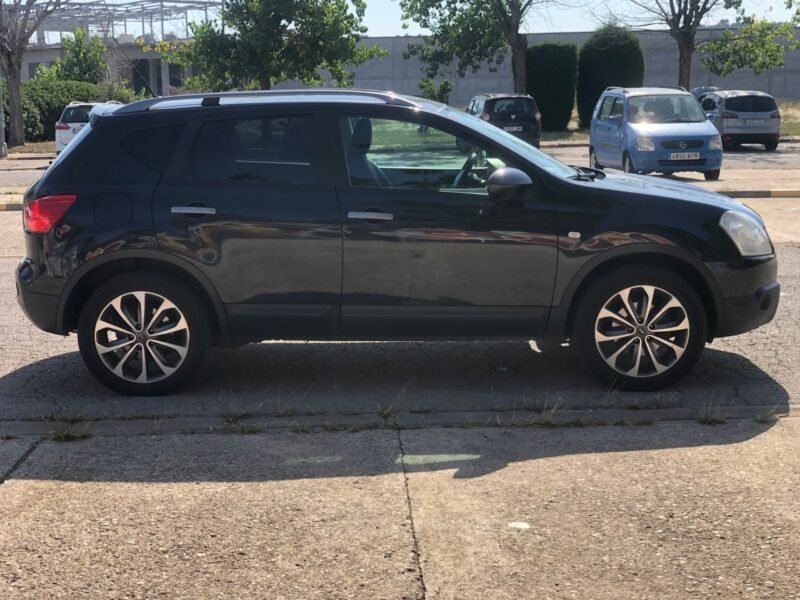 NISSAN QASHQAI 2.TEKNA 4*2
