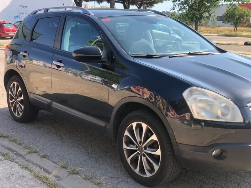 NISSAN QASHQAI 2.TEKNA 4*2