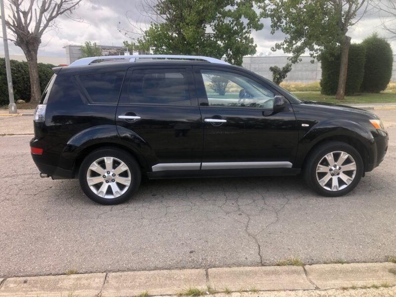 MITSUBISHI Outlander 2.0 DI-D 140