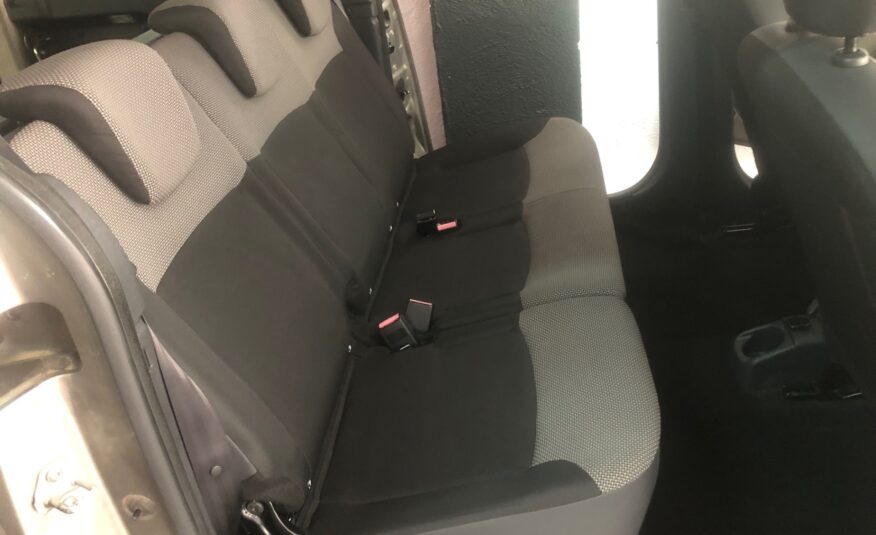 MITSUBISHI Outlander 2.0 DI-D 140