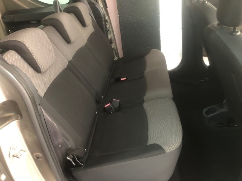 MITSUBISHI Outlander 2.0 DI-D 140