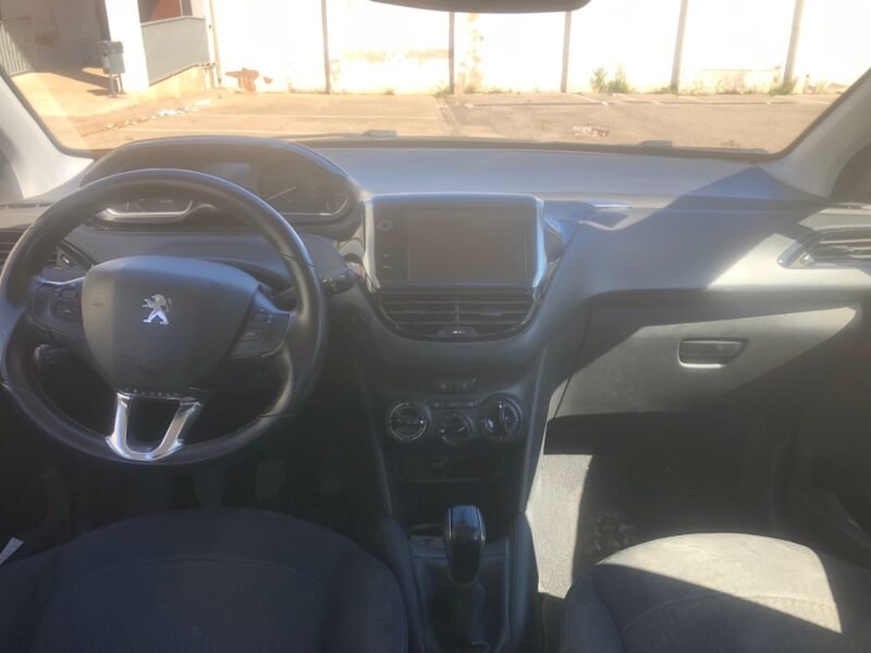 PEUGEOT 208 1.2 PureTech
