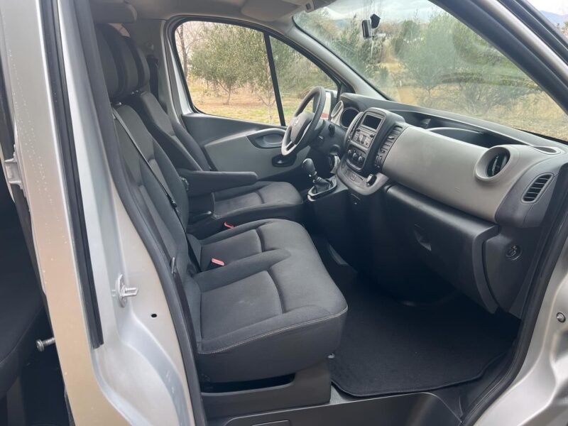 NISSAN Nv 300 NV 300