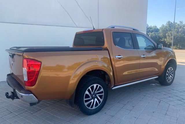 NISSAN Navarra 4*4 Dob.Cab 2.3 dci 190 Tekna Green
