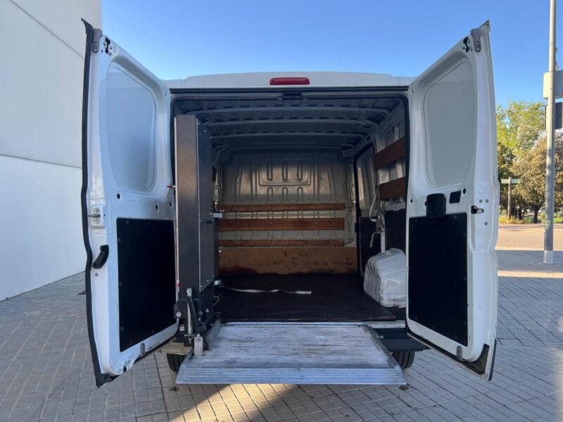 CITROEN JUMPER 2.2 HDI L1H1 4P