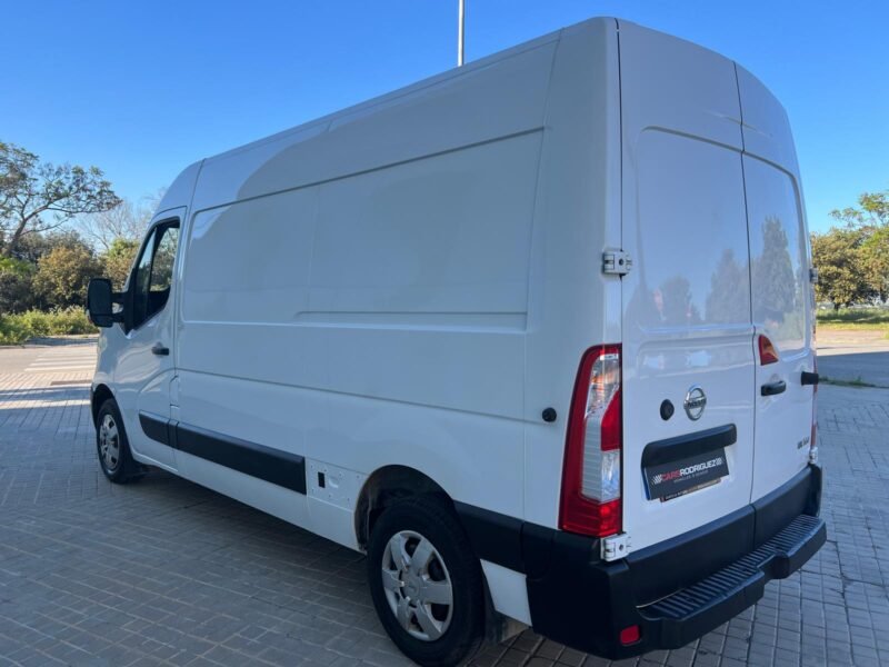 NISSAN nv400 Furgon 3,5T L2H2 2.3 dci 150 Optima
